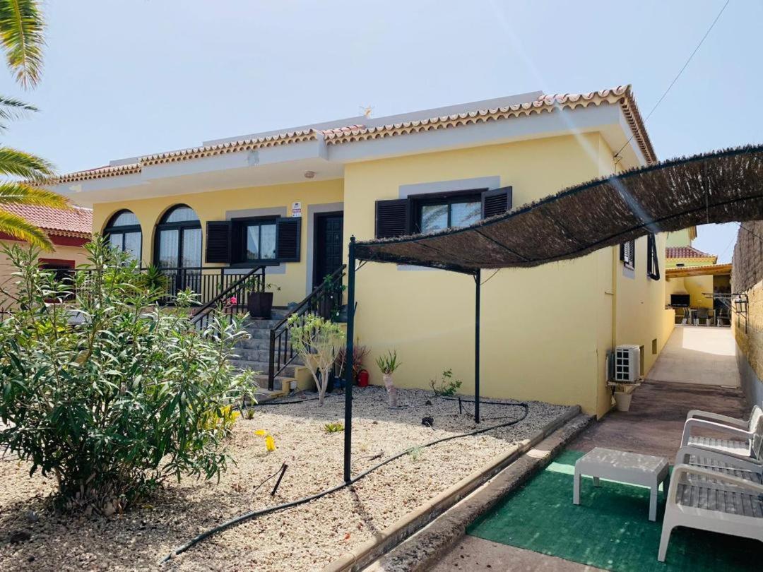Vivienda Vacacional Tinizara Arona  Εξωτερικό φωτογραφία